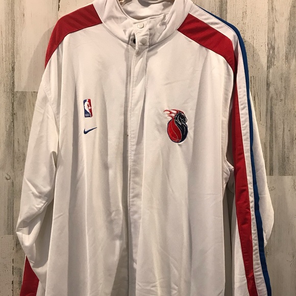 detroit pistons warm up jacket